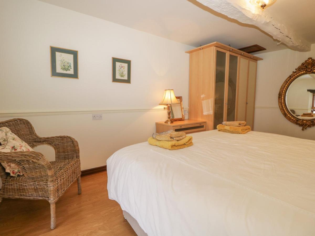 1 Cherry Tree Cottage Милом Экстерьер фото